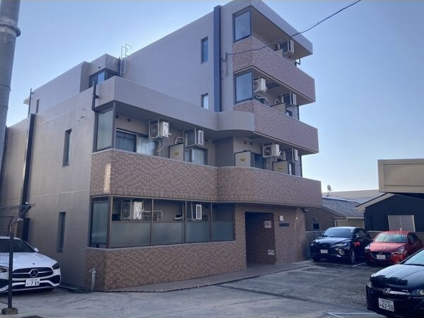 プレリュード江坂の外観