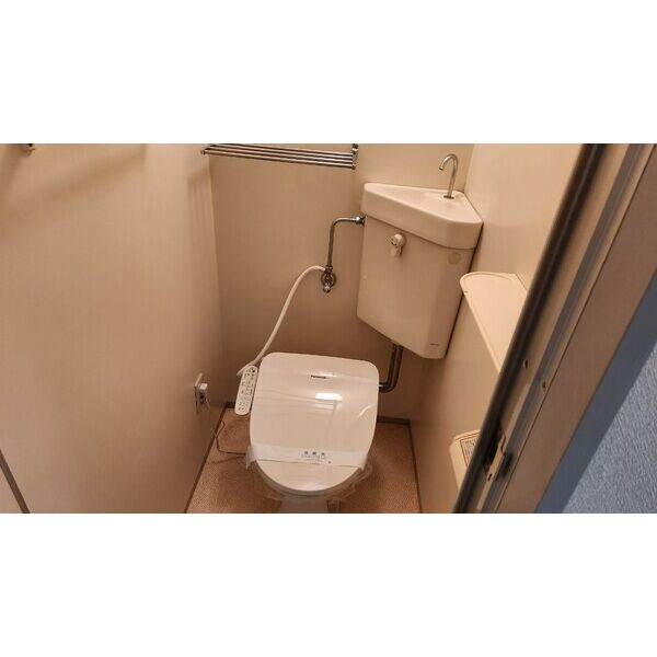 プレリュード江坂のトイレ