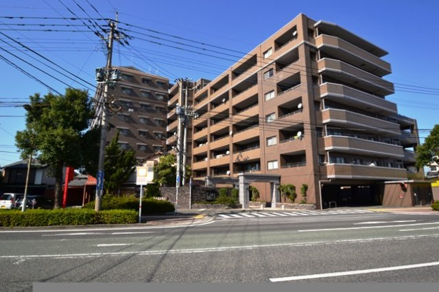 コアマンションネクステージ北の丸３階の外観