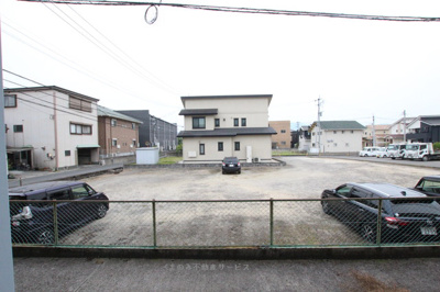 【バルコニー】 | ライフコア玉川Ⅱ | 暖かな日差しのふりそそぐバルコニー
ライフコア玉川Ⅱ3号室　2022/5/23撮影