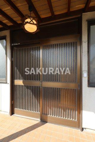 福居町貸家TY B棟の玄関|2026年2月撮影。