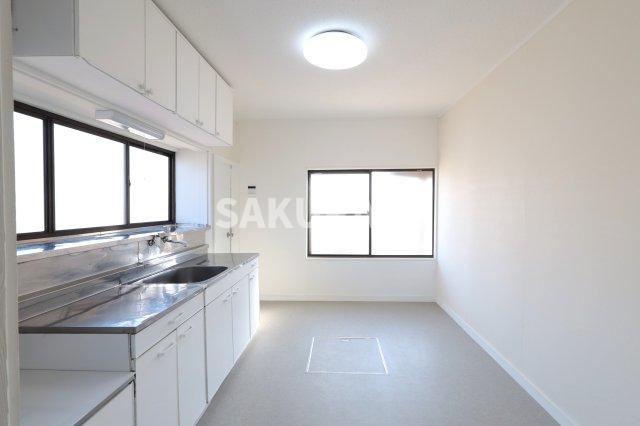 福居町貸家TY B棟のキッチン|2026年2月撮影。