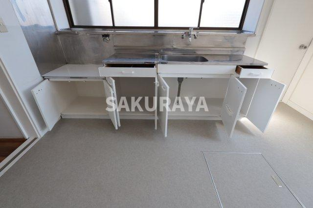 福居町貸家TY B棟のキッチン|2026年2月撮影。