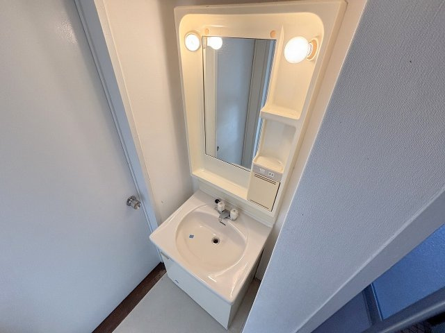 アパルトマンKの独立洗面台