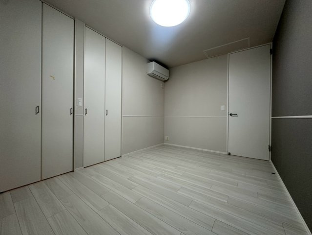 レイラニの洋室