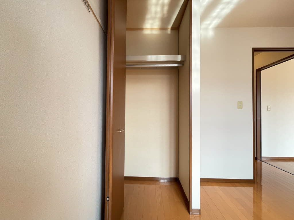 プラザ・カナン弐番館の収納