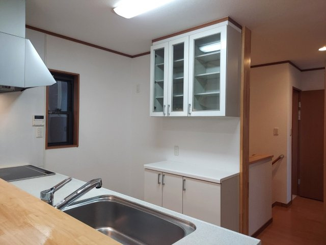 新潟市西区小針南のキッチン