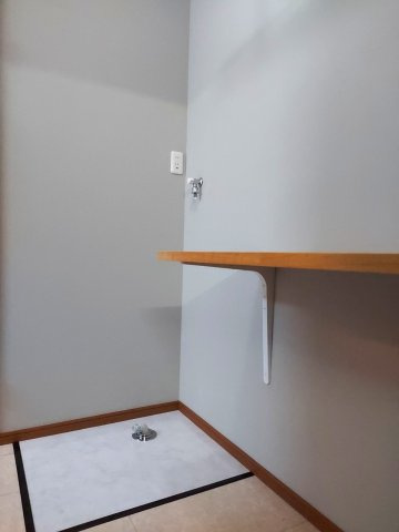 新潟市西区小針南の洗面所