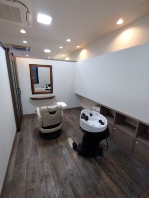 【内装】 | 弁天町沼澤ビル | 全4ブース。