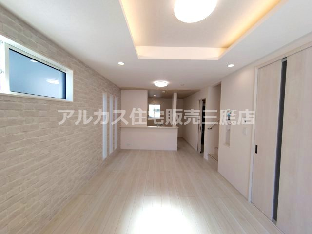 【内覧動画公開中！】調布市柴崎2丁目 京王線 つつじヶ丘駅 新築戸建の居間・リビング