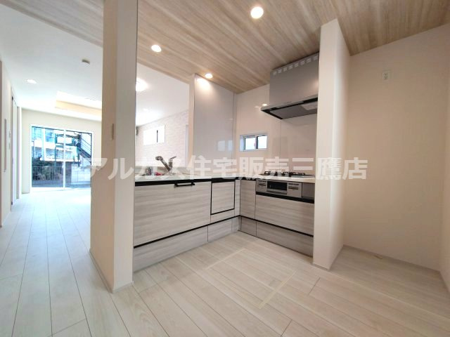 【内覧動画公開中！】調布市柴崎2丁目 京王線 つつじヶ丘駅 新築戸建のキッチン