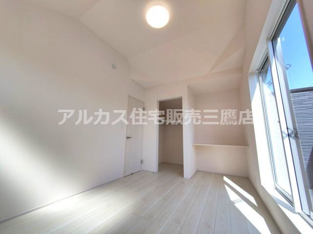 【内覧動画公開中！】調布市柴崎2丁目 京王線 つつじヶ丘駅 新築戸建の居間・リビング