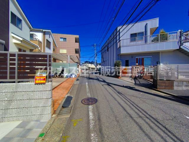 【内覧動画公開中！】調布市柴崎2丁目 京王線 つつじヶ丘駅 新築戸建の前面道路含む現地写真