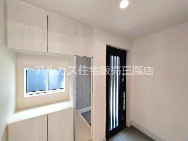 【内覧動画公開中！】調布市柴崎2丁目 京王線 つつじヶ丘駅 新築戸建の玄関