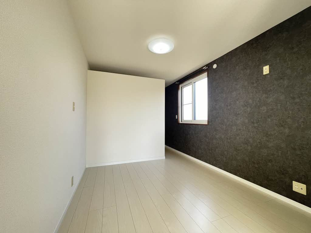 サンヒルズＫ－１の洋室