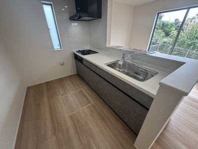 【キッチン】 | 南城市玉城糸数4期（全2棟） | 2号棟　使いやすいシステムキッチン♪