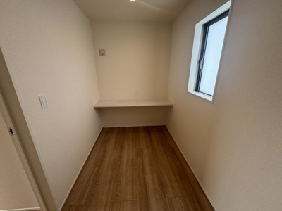 【内装】 | 南城市玉城糸数4期（全2棟） | 2号棟　フリースペース3帖♪カウンター付き♪