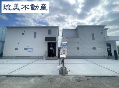 【外観】 | 南城市玉城糸数4期（全2棟） | ※全棟並列駐車3台完備♪