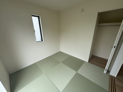 【和室】 | 南城市玉城糸数4期（全2棟） | 2号棟　和洋室4.5帖＋収納付き♪