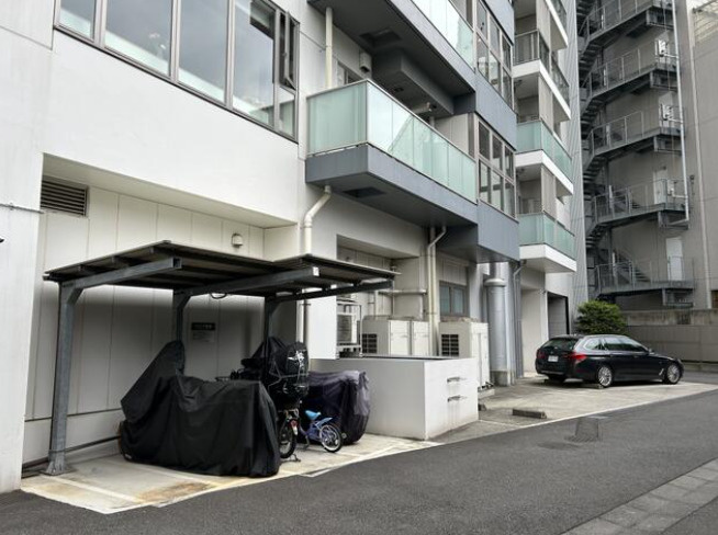 シティータワー上野池之端の駐輪場