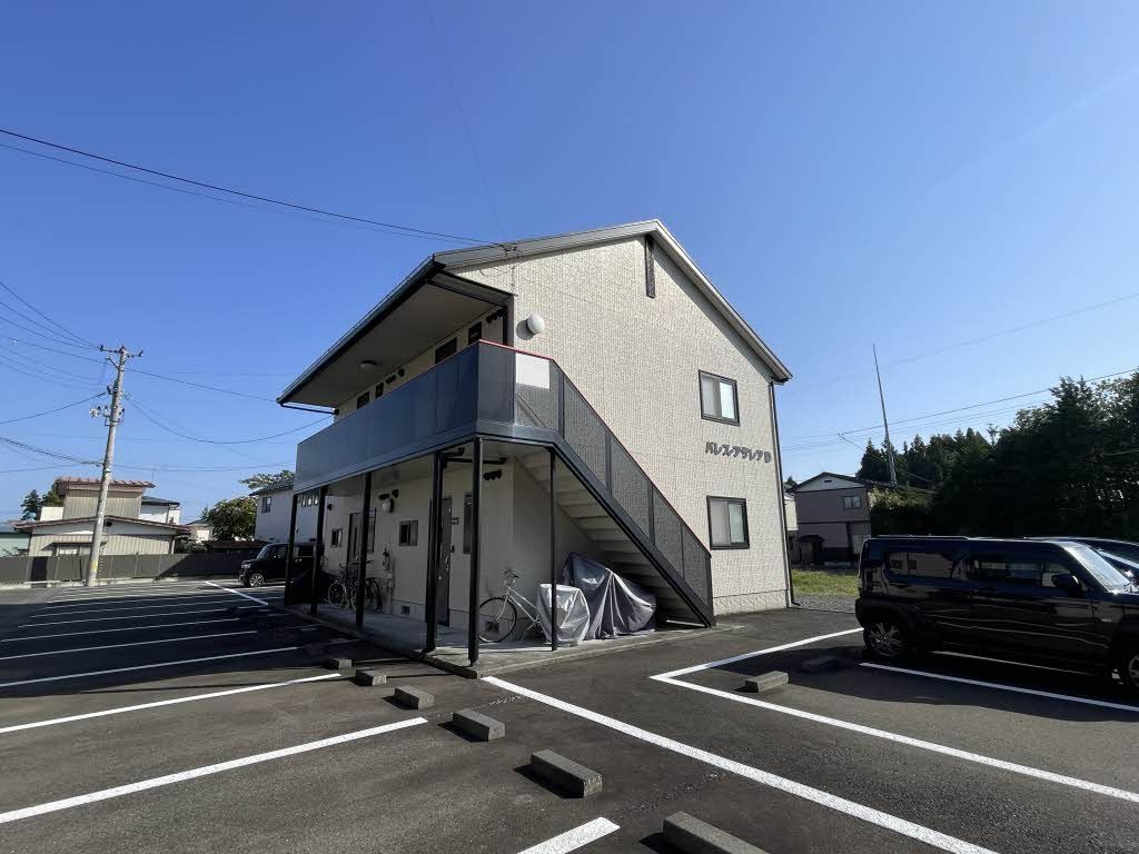 パレス・アザレアＤの外観