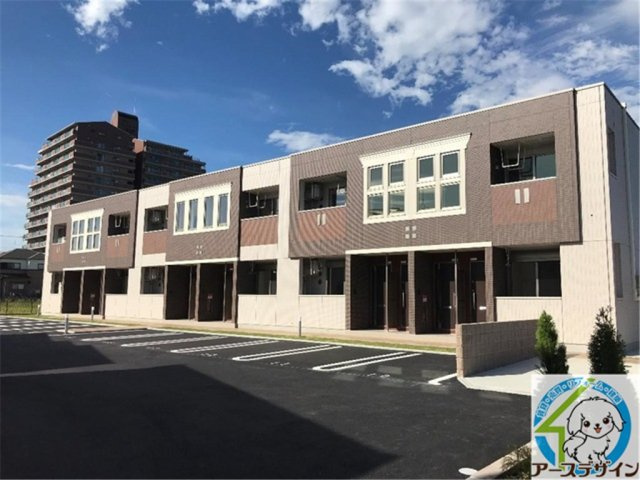 シャインダースのエントランス