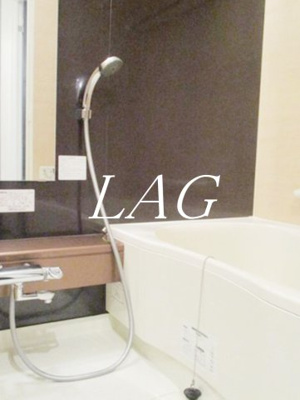 【浴室】 | レジデンシャルステートタワー南千住 | お風呂です。