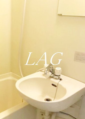 【洗面所】 | 石井ハイツ | 洗面台です。