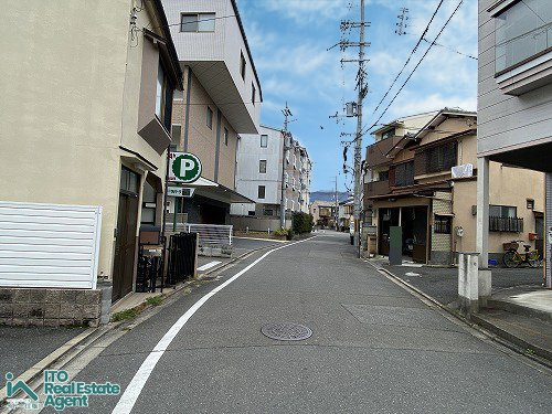 田中南大久保町 中古戸建の前面道路含む現地写真