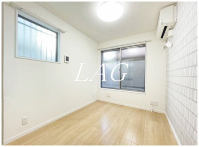 【居間・リビング】 | バーミープレイス新小岩 | 洋室のお部屋です。