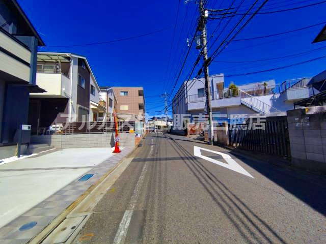 調布市柴崎2丁目 京王線 つつじヶ丘駅 新築戸建の前面道路含む現地写真