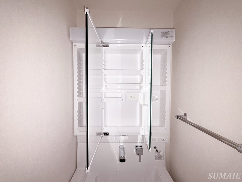 Como Palacio 日暮里の収納|鏡裏収納です☆