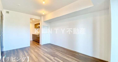 【居間・リビング】 | 大崎ステーションレジデンス | ゆったり過ごせる居間です