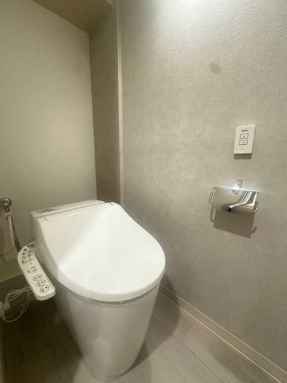 HF駒沢公園レジデンスTOWER　駅近　礼金0　タワー型マンションのトイレ