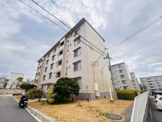 新多聞第ニ住宅の外観