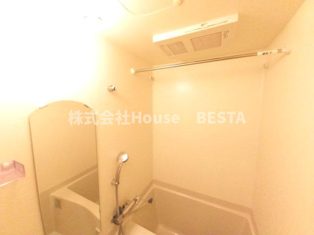 エスライズ神戸三宮山手通弐番館の浴室