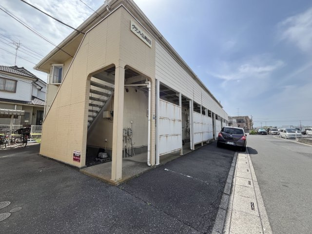 グランハイム岡田　B棟の外観|★ペット相談（小型犬・猫2匹迄）★追炊き★南向き★エアコン★