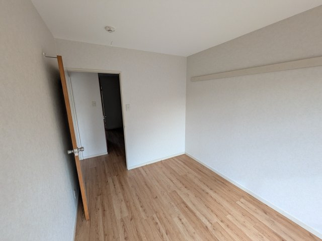 バードタウン3番館の洋室
