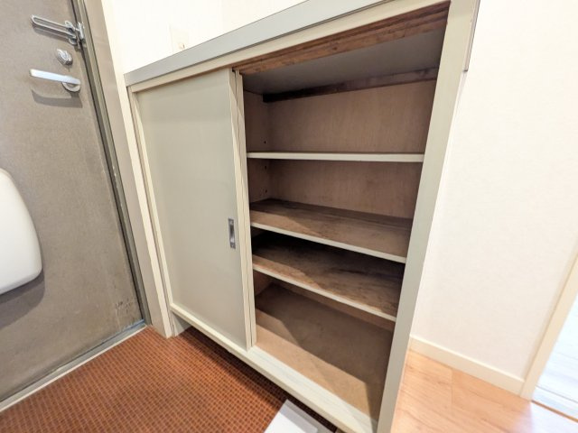 バードタウン3番館の収納