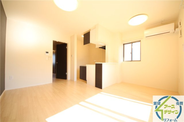 エンジェルハートの居間・リビング|※類似写真