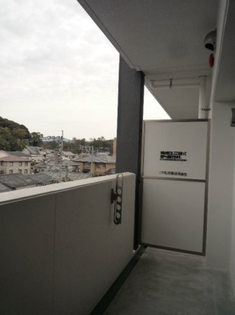 【バルコニー】