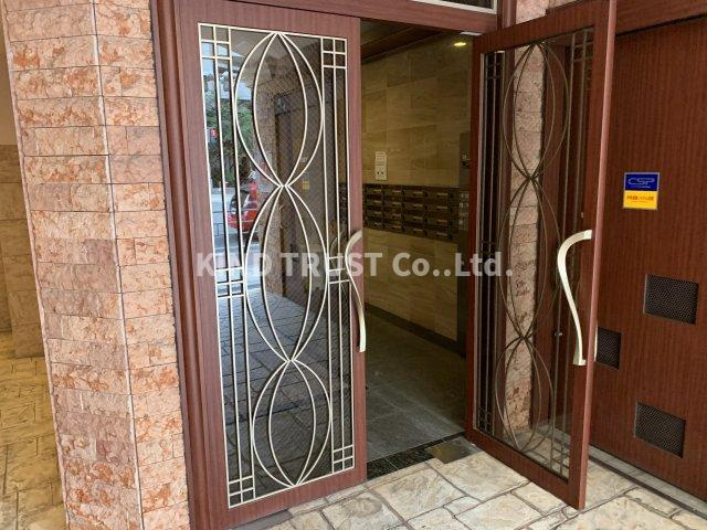 ヴィレッジリバー天神橋のエントランス|毎日通るエントランスはこのようになっています