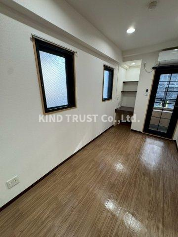 ヴィレッジリバー天神橋の居間・リビング|使いやすいリビングです