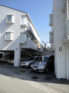 【駐車場】 | ライオンズマンション川西萩原　6階