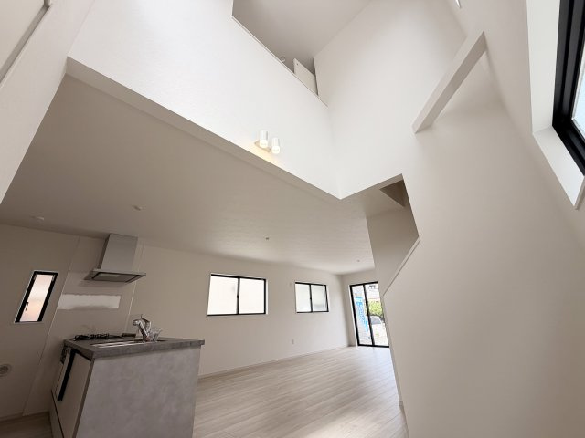 福岡市東区雁の巣6期　1号棟の居間・リビング