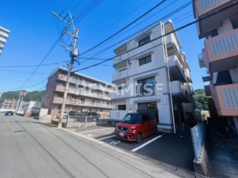 リバーサイドサマーユの外観