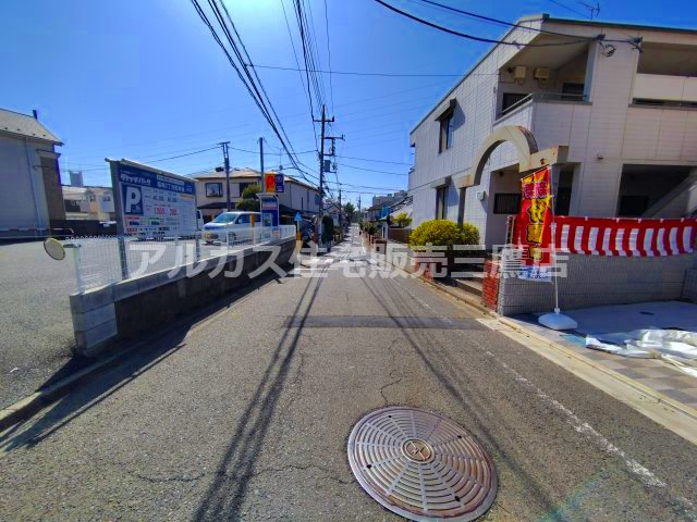 【内覧動画公開中！】調布市柴崎2丁目 京王線 つつじヶ丘駅 新築戸建の前面道路含む現地写真