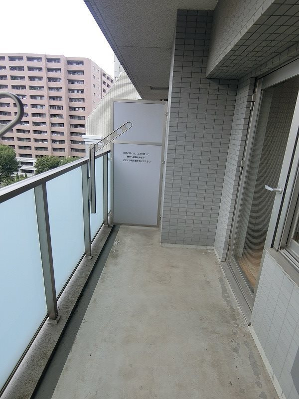 シャルム協和のバルコニー|物干しスペース付きのバルコニー♪