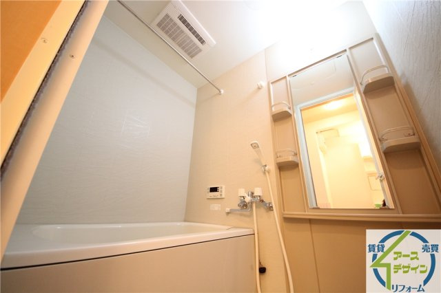 コーポ・サカシタA棟の浴室|※類似写真