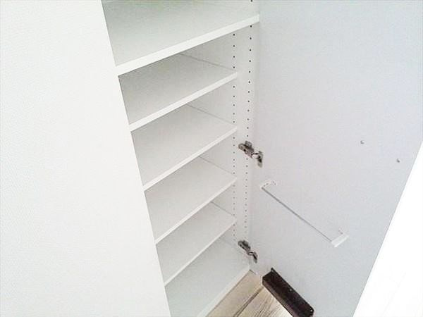 スカイコート東京ベイ・東雲壱番館の玄関